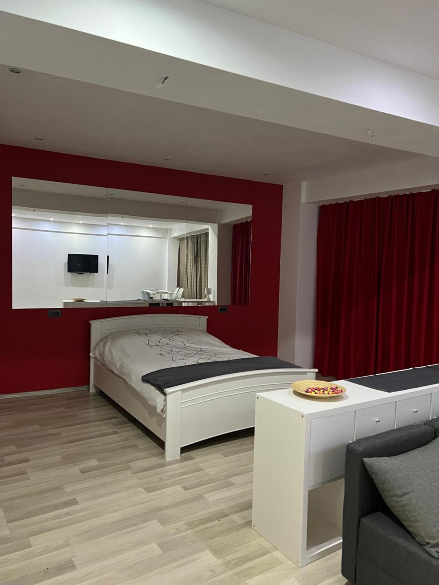 Aparthotel Jolie Galaţi Dış mekan fotoğraf